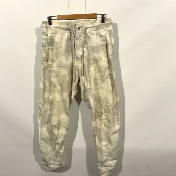 Nike Other - Nike tech nsw athletic camo cargo pants